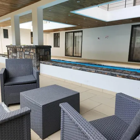 Cosy T3 Avec Salle De Fitness Et Piscine Grand Baie Exterior photo